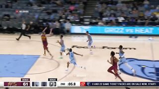 Ja Morant blocks a 7 footer like it’s nothing
