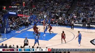 Kristaps Porzingis shocks Mavs bench with monster dunk on Jarrett Allen 