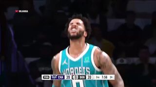 Miles Bridges showing off on a 360 dunk 