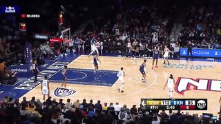 Steph Curry getting cheered every time he touches the ball in Brooklyn