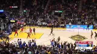 Steph Curry is showing Damian Lillard theyre not on the same level 