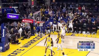 Steph Curry started dancing before the shot went in 