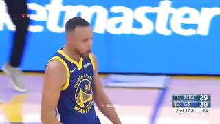 Steph Curry to Gary Payton for the HIGH FLYING DUNK 