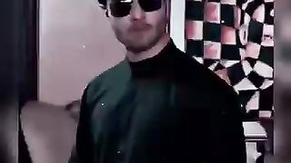 Feroze khan Attitude ????????