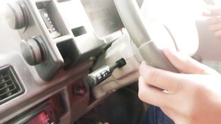 Driving Barefoot| How to drive a manual car| Suzuki Mehran