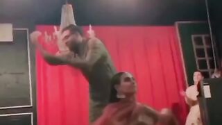 Iqra aziz and yasir hussain dance|Noor
