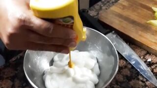 petty burger sauce/zinger burger sauce by pomee food