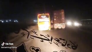 Adil shah youtong dangrous bus driving in Pakistan.