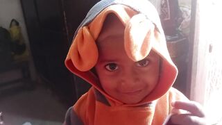 Cute beby talking