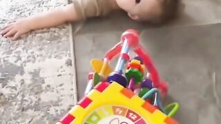 CAT VS BABY! BABY GETS KO!