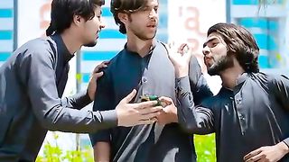 Sab Ko Send Krti Thi