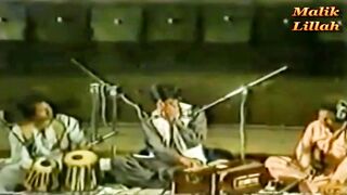 Attaullah Khan Esakhelvi | Ishaq Main Hum Tumhain | Best Old Urdu Ghazal