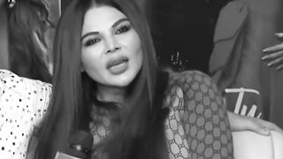 An Important Question Raised by Rakhi Sawant for Dr Zakir Naik that Cleared Everyone's Confusion