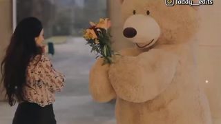 Cute girl’s boys love ❤️ status