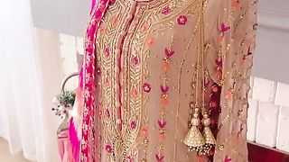 Beautiful dress style ????WOW