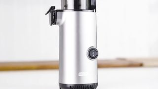 Compact cold press  power juicer