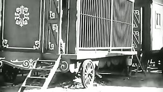 Charlie Chaplin - The Lion Cage -  (The Circus, 1928)