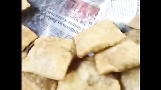 Lukhmi & Samosa