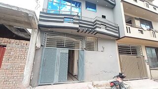 4 marla house near main road