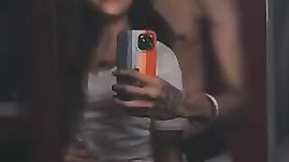 Sri Lankan Girl dance with bf