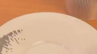 Cup and saucer? No! Watch it urself