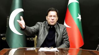 فواد چوھدری کی گرفتاری کے بعد عمران خان کا ھنگامی خطاب،ججز کو واضح پیغام دے دیا