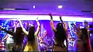 Family_Sangeet_Danc