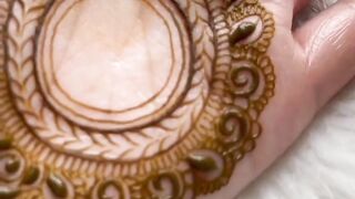 Mehndi designs 2023
