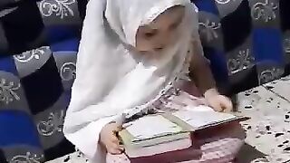 قرآن پاک کی خوبصورت تلاوت سنو اور ایمان تازہ کرو