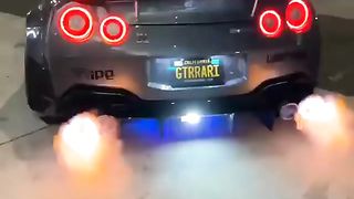 Nissan GTR