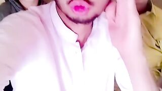 To gays follow kerlo ????