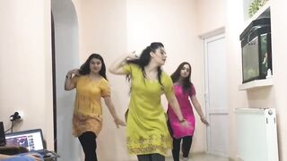 do dil mil girl dance