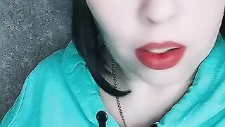 Вовремя не заcyнyл.