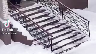 Скользко
