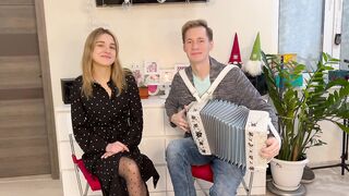 Ой, снег-снежок. Народная зажигательная песня под гармонь. Поёт дуэт "Паша и Маша".
