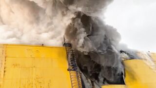 Причиной пожара в гипермаркете Томска стал поджог