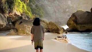 exploring Diamond Beach in Bali