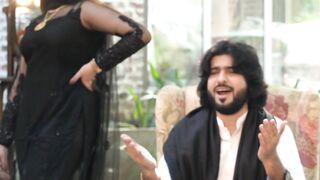 Hawa Ay Hawa Zeeshan Khan Rokhri (Official Video)