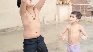 Agay Hai Barsat Pechay Hai Toofan