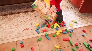 Melissa & Doug Wooden Building