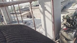 Larka Kehta hai ilaqay  waly dekh rahy hen