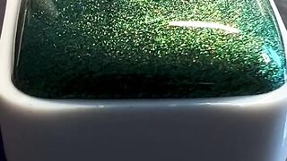 Resin Giliter Mixing