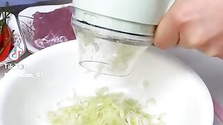 4 in 1  Handheld Electric Vegetable Slicers