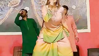 Khushboo Khan New Mujra 2023