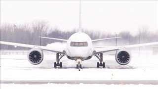 PLANE LANDING ON SNOW