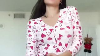 Sweet girl dansing
