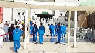 Exterior views of Haram Sharif Makkah... حرم شریف بیت اللہ کے بیرونی مناظر