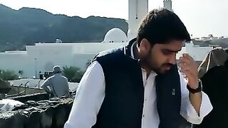 Walking Umrah