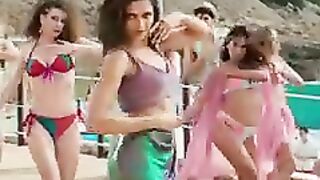 humein toh loot liya milke ishq waalon ne #beshahumein toh loot liya milke ishq waalon ne #besharamrang #pathaan #shahrukhkhan #deepikapadukone-