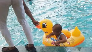 Bermain air di waterboom tirta garden